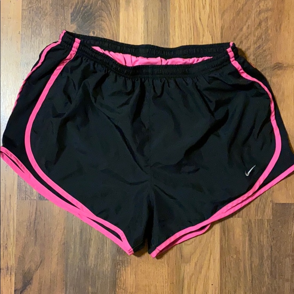 Women’s Large Nike Dri Fit Shorts - hot pink & black